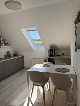 Predám kompletne zariadený 3-izbový byt – 78,5 m² na pešej - 12