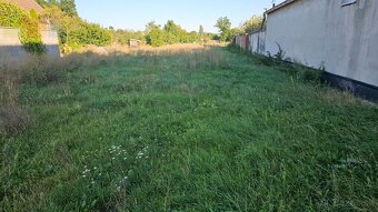 NA PREDAJ DVA STAVEBNÉ POZEMKY V CENTRE OBCE OSTROV PRI PIEŠ - 12