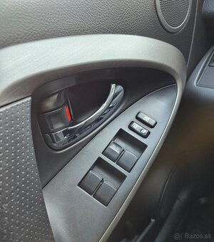 Toyota RAV4 2.0 benzín, slovenský pôvod, 2.majiteľ - 12