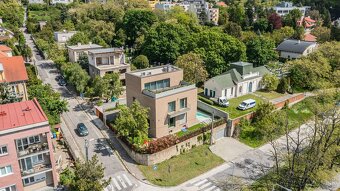 Vila v srdci Bratislavy. Pokoj Bôrika, krok od Dunaja. - 12