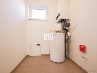 Rodinný dom, ŠTANDARD, upravený pozemok - okres Nitra - 12