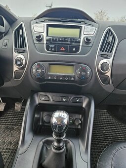 Hyundai IX35 - 12