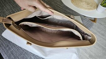 Kožená nepoužívaná kabelka 👜 Michael Kors - 12