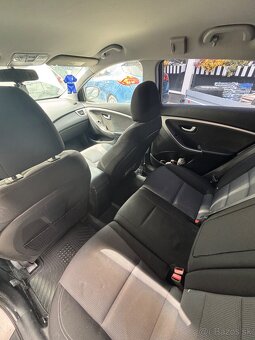 Hyundai i30 1.6 81 kW 2016 - 12