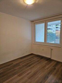 2-izbový byt s veľkou terasou a parkovacím miestom - 12