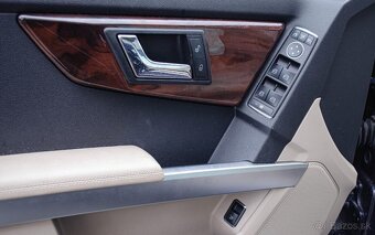 Mercedes Benz GLK 250 CDI 4 MATIC A/T - 12