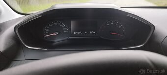Peugeot 208 - 12
