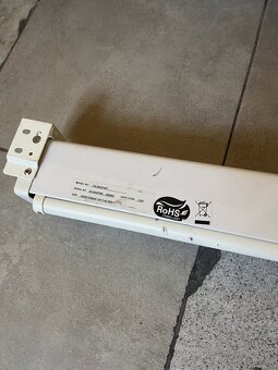 Chladnička, mraznička, chladiaca vitrína, projekčné plátno, - 12