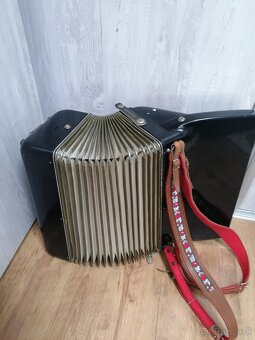 Melodia VI.-96 bas. - 12