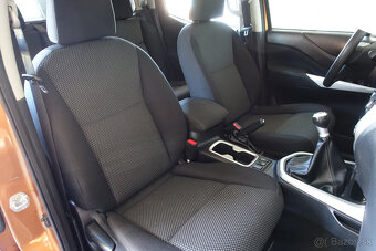 Nissan Navara DC dCi 190k Tekna, M6, 4d. - 12