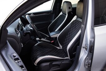 Volkswagen Golf 2.0 TDI GTD - 12