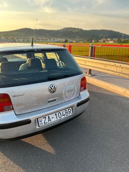 Volkswagen Golf 1.9 SDI 50 kW - 12