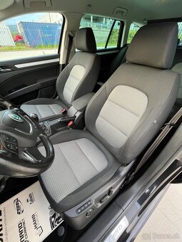 Škoda Superb 2.0TDI Xenon,Ťažné - 12