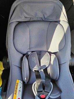 PREDAM BRITAX ROMER Baby-Safe Core SPOLU S ISOFIX zakladnou - 12