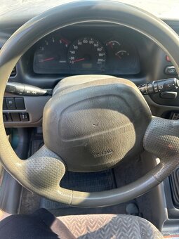 Suzuki Grand Vitara 2.0TD - 12