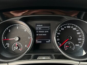 Volkswagen Touran 2.0 TDi - 12