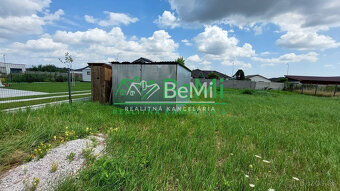 Exkluzívne na predaj stavebný pozemok v obci Častá - 12