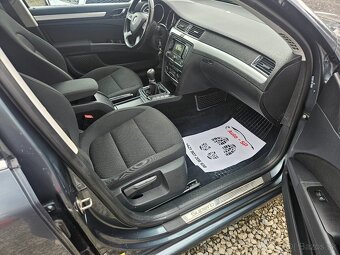 ŠKODA SUPERB 2.0TDI FACELIFT COMBI PANORAMA - 12