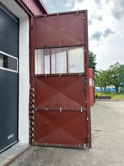 Garážová brana - 12