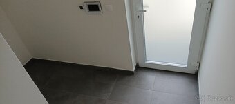 LUXUSNÝ NOVÝ VZOROVÝ 3IZBOVÝ BYT DIAKOVCE ŠALA 139500 EUR - 12