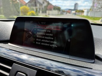 BMW Rad 3 F31 320d Touring - 12