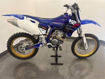 Yamaha yzf 250 - 12