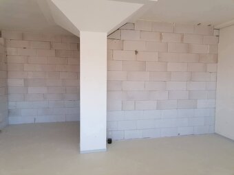 Realizujem rekonštrukcie rodinných domov a bytov - 12