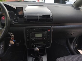 Volkswagen Sharan - 12