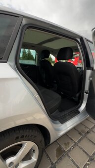Škoda Rapid 2013 1.6 TDI 66 KW automat - 12