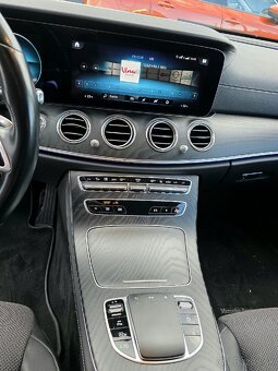 Mercedes Benz E 220d 4matic AMG line aut.9st/REZERVOVANÉ⛔️ - 12
