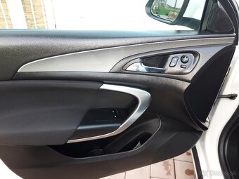Opel Insignia benzín + plyn - 12