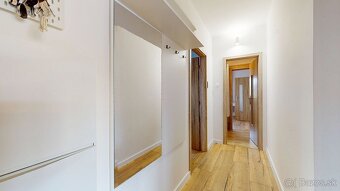 NA PREDAJ 3-izbový byt v RD, Gagarinova, N. Dubnica - 83 m2 - 12