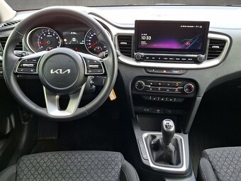 Kia CEED 1,5 T-GDi M6 SILVER PACK103kW/140k - 12