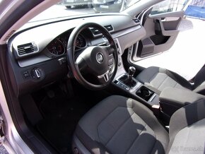 Volkswagen Passat 2.0 TDI BMT Comfortline - 12