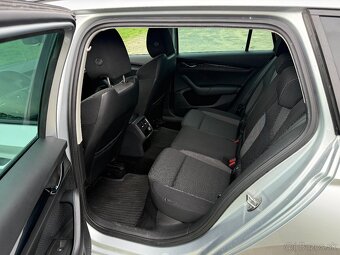 Škoda Octavia Combi 2.0 TDI SCR Ambition - 12