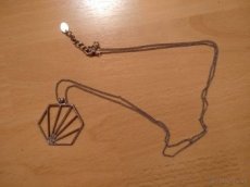 Retro i súčasná bižutéria, korále, retiazky, prívesky - 12