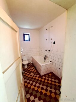 Zachovalý rodinný dom Ludanice- len 8km od TO - 12