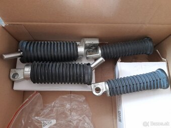 HARLEY DAVIDSON® BREAKOUT FXSB - 12