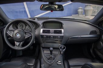 BMW Rad 6 Coupé 630 Ci - 12