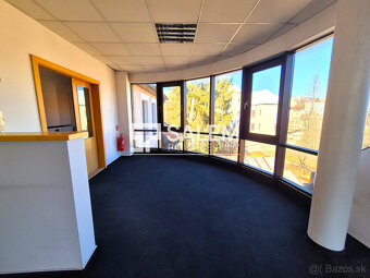 Administratívna budova v historickom centre Banskej Bystrice - 12