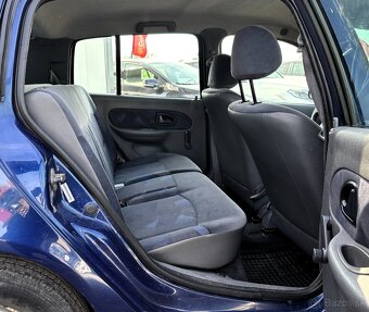 Renault Clio 1.4i RT - 12
