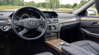Mercedes E 350 CGI V6 7G-Tronic BlueEfficiency Elegance - 12