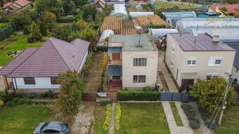 NEPREHLIADNITE Na predaj 4 izbový rodinný dom v tichej čast - 12