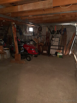 Znížená cena :: Predaj rodinného domu s veľkým pozemkom – ko - 12