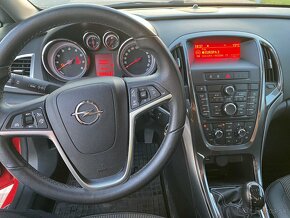 Opel Astra 1.4 Turbo 140k - 12
