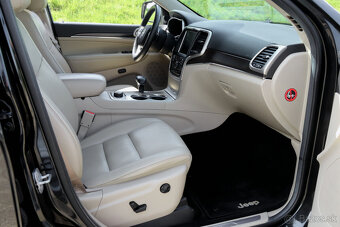 JEEP Grand Cherokee 4x4 3.0 CRD 250koní Limited - 12