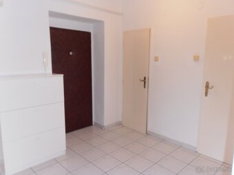 Prenájom 2 izb. byt, parkovanie bezplatne, Staré Mesto - 12