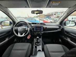 Toyota Hilux DC 2.4 I D-4D Active Rezervované - 12