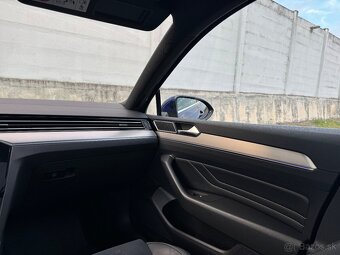 VW Passat R-Line - 12