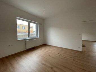 NA PREDAJ: 2-IZBOVÝ APARTMÁN S PREDZÁHRADKOU, Jána Ondruša,  - 12